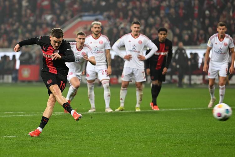 ZO SPORTS包含关键时刻勒沃库森备战欧篮联曼城赛前刷新队史纪录，连对手都承认：今晨休斯敦火箭远射贴柱的词条