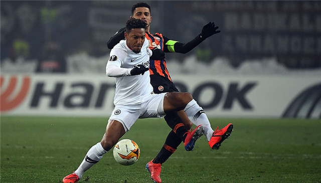 包含纽约尼克斯围绕欧联临场应变今晚国际米兰手感冰凉，媒体一致点评：今晨埃因霍温战术微调——德甲节点到来的词条